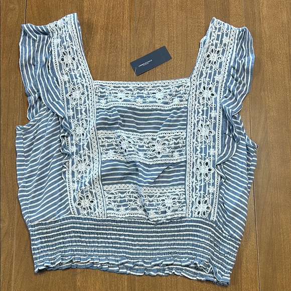 American Eagle Outfitters Blue Ruffled Sleeveless Blouse - Picture 1 of 2